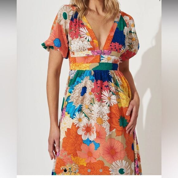 St Frock Mel Maxi Dress in Bright Multi Floral - Picture 3 of 9